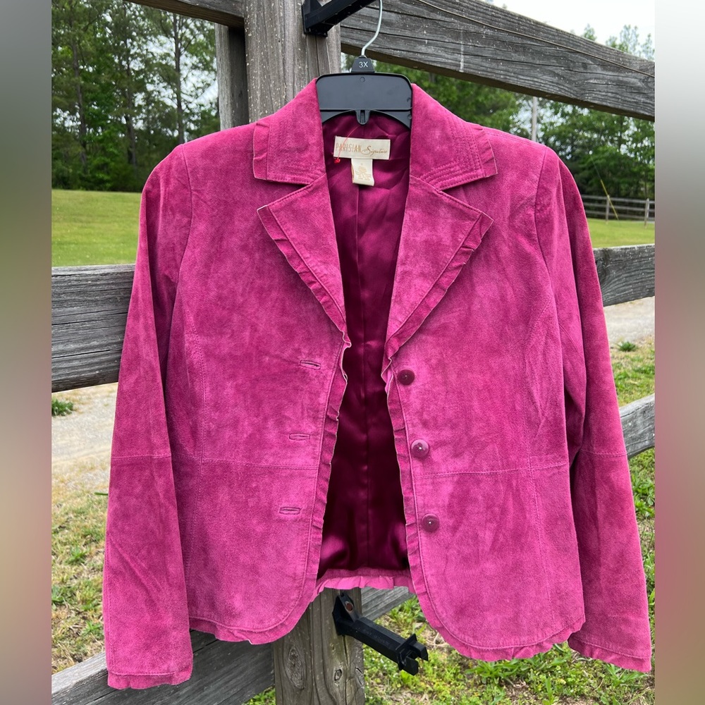 Parisian signature suede blazer